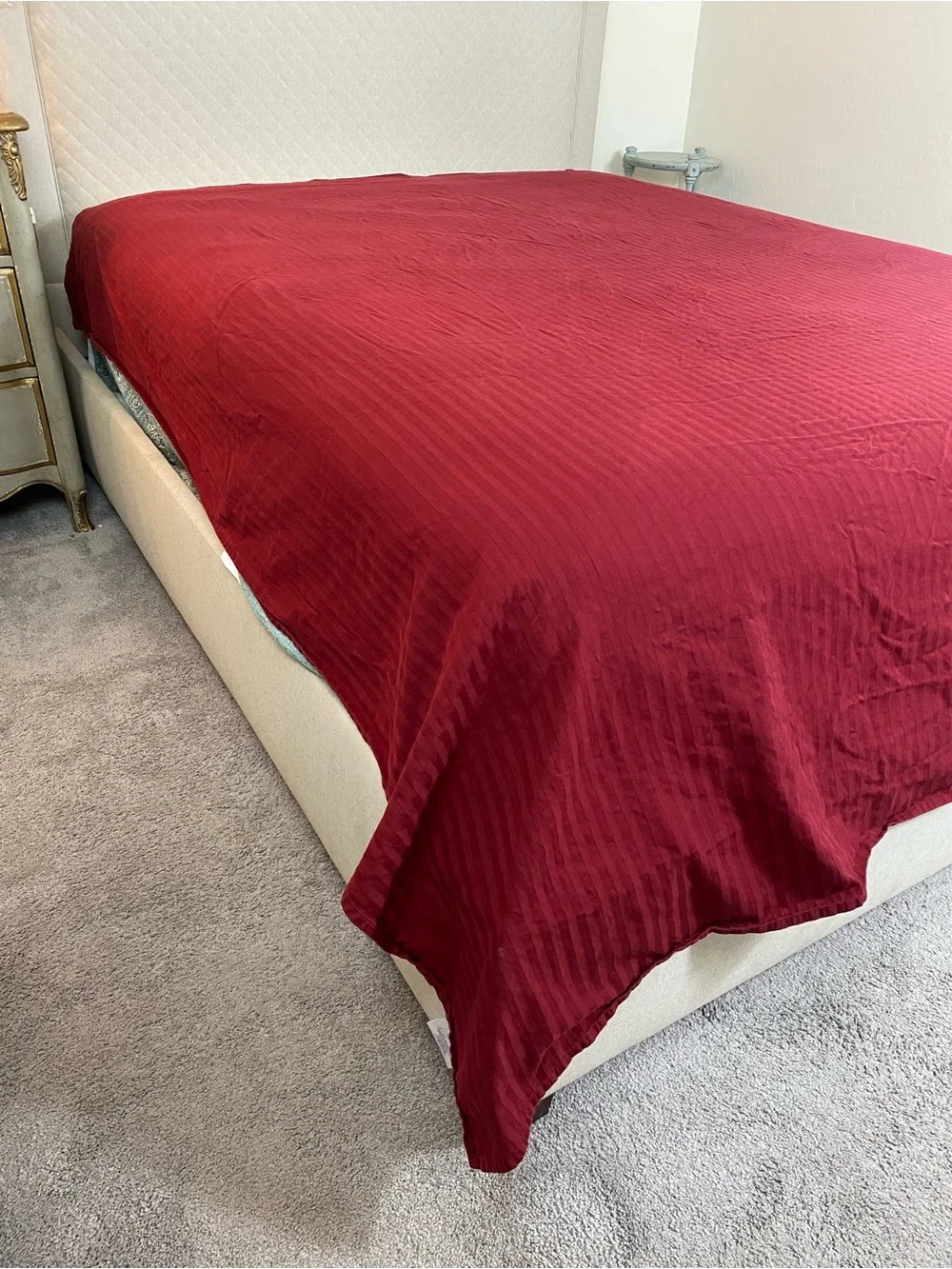 Luxurious Red Stripe Home Bedding Sheet Set by Royal Velvet